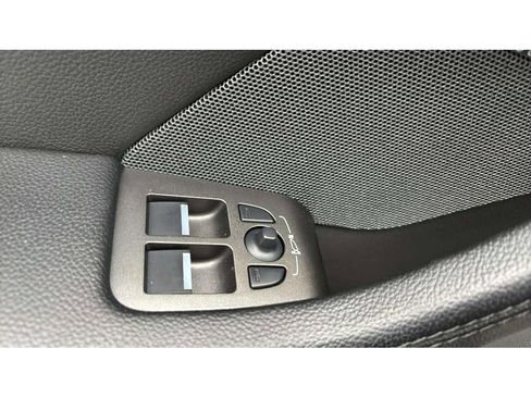 Used 2016 Jaguar F-TYPE Convertible image 27