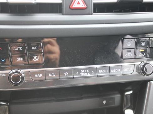 Certified 2024 Kia Seltos EX AWD/4WD image 9