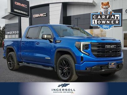 Used 2022 GMC Sierra 1500 Elevation w/ Elevation Premium Package