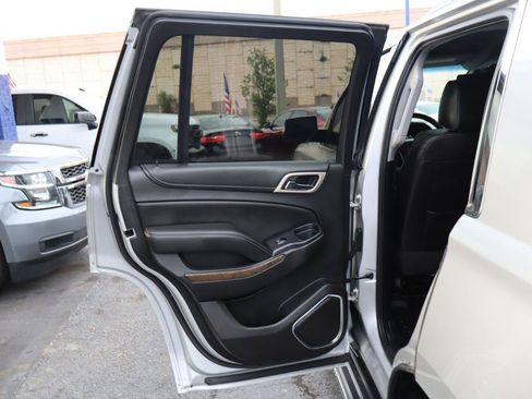 Used 2018 GMC Yukon Denali AWD/4WD image 15