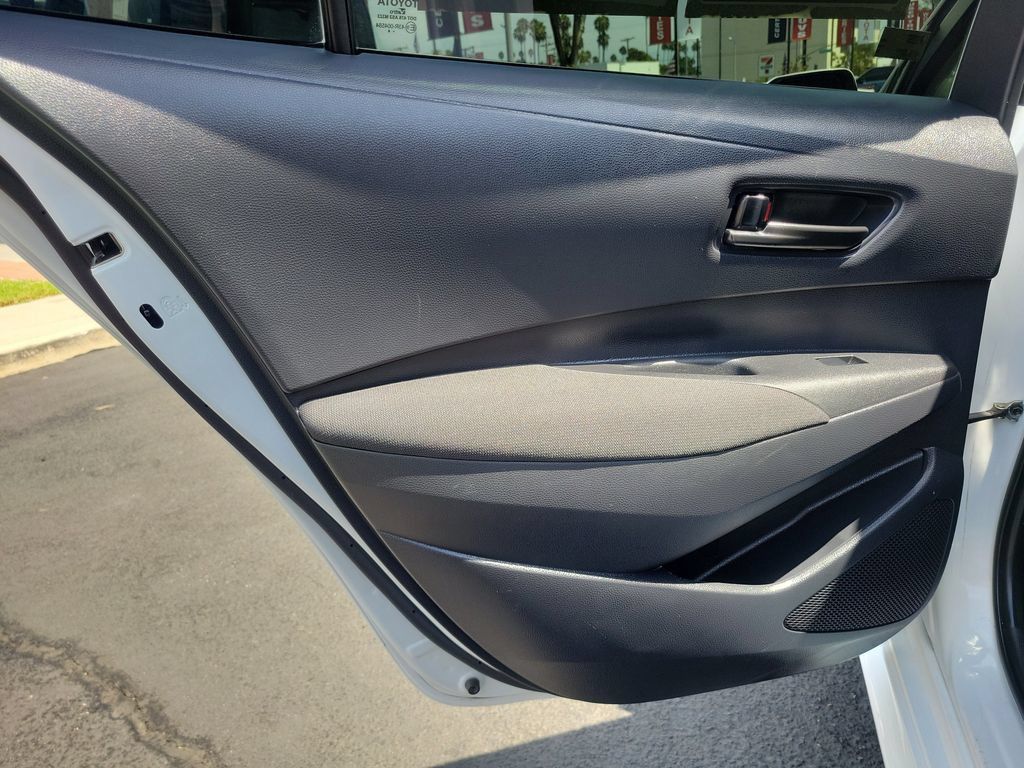 Used 2024 Toyota Corolla LE FWD image 17
