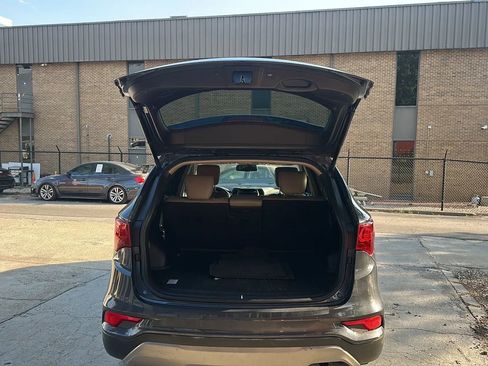 Used 2018 Hyundai Santa Fe Sport FWD image 12