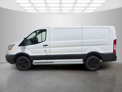 Used 2019 Ford Transit 250 130 Low Roof w/ Exterior Upgrade Package RWD image 7