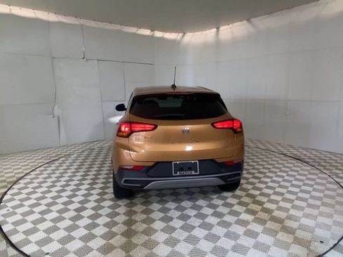 Used 2025 Buick Encore GX Preferred FWD image 2