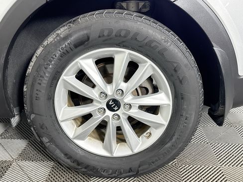 Used 2019 Kia Sorento AWD w/ Option Group 020 image 63