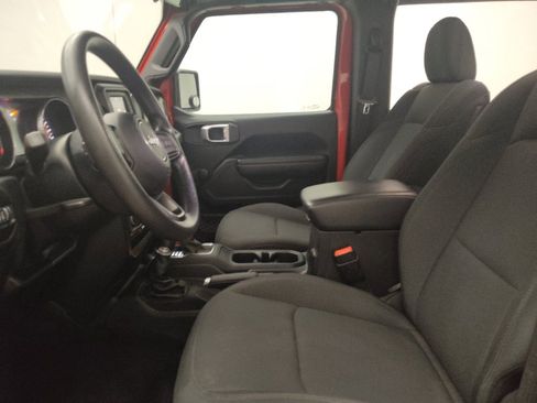 Used 2020 Jeep Wrangler Sport AWD/4WD image 17