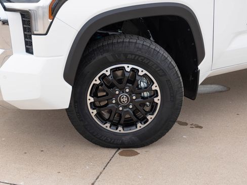 New 2025 Toyota Tundra SR5 image 7