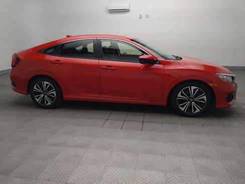 Used 2018 Honda Civic EX-L image 11