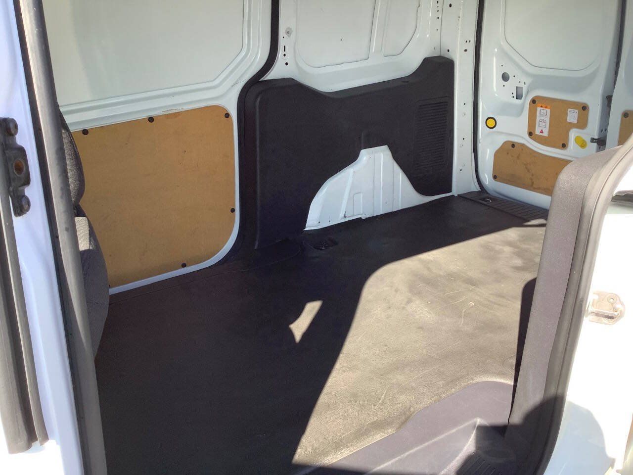 Used 2015 Ford Transit Connect XL FWD image 27