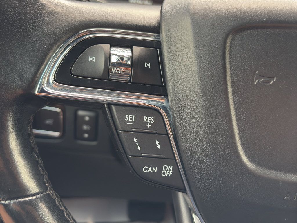 Used 2019 Lincoln Navigator Reserve w/ Cargo Package AWD/4WD image 25