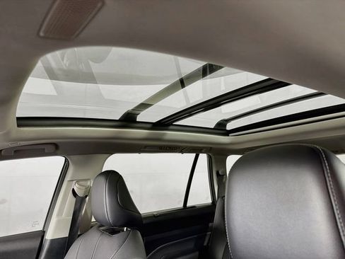 Used 2024 Toyota Grand Highlander AWD image 27