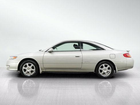 Used 2002 Toyota Solara SE FWD image 2