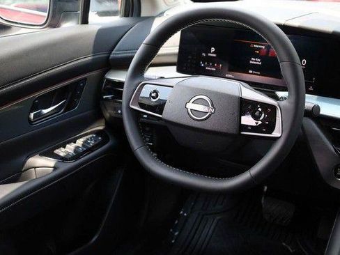 Used 2025 Nissan Murano SL AWD/4WD image 28