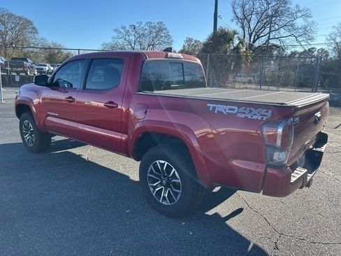 Used 2021 Toyota Tacoma TRD Sport image 3