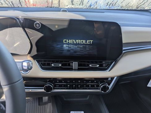 New 2026 Chevrolet Equinox ACTIV w/ Convenience Package III image 22