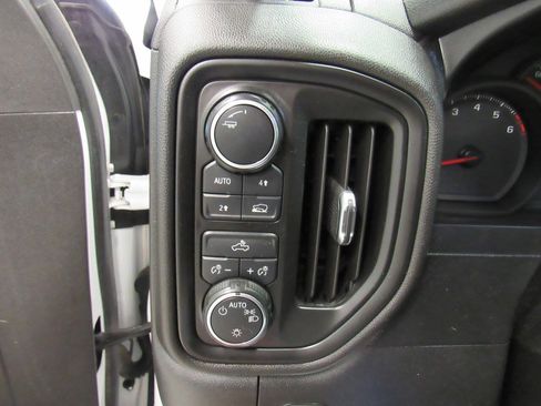 Used 2020 Chevrolet Silverado 1500 W/T w/ WT Fleet Convenience Package AWD/4WD image 39
