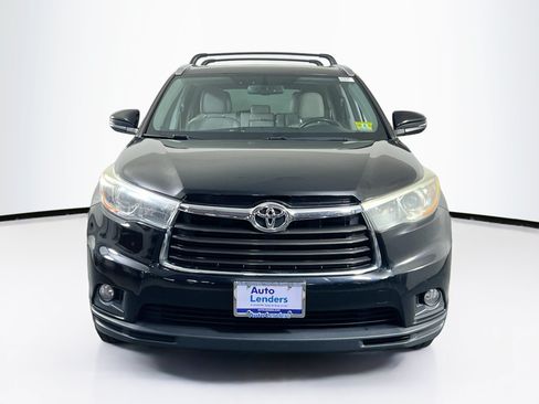 Used 2015 Toyota Highlander XLE AWD/4WD image 2