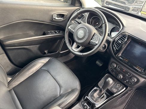 Used 2018 Jeep Compass Limited w/ Navigation Group image 26