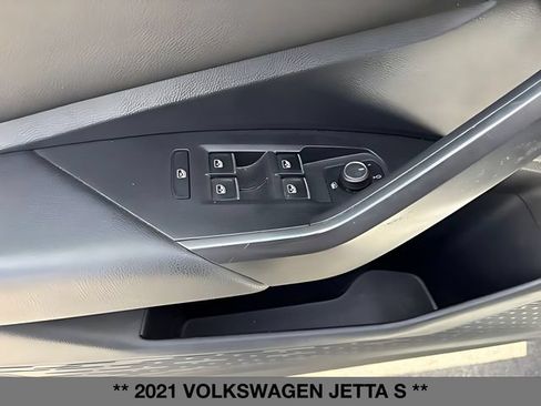 Used 2021 Volkswagen Jetta S FWD image 12