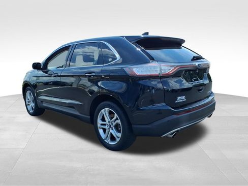 Used 2018 Ford Edge Titanium w/ Equipment Group 301A AWD/4WD image 25