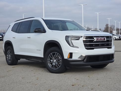 Used 2025 GMC Acadia Elevation image 2