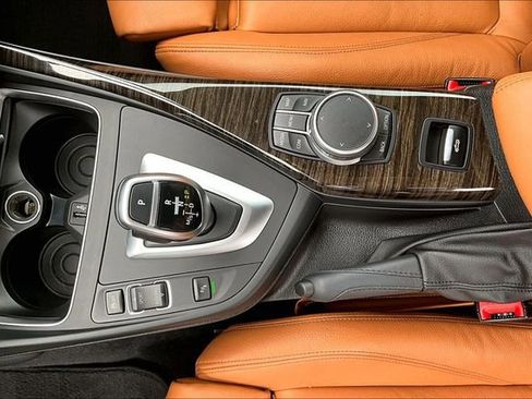 Used 2021 BMW 230i Convertible w/ M Sport Package image 14