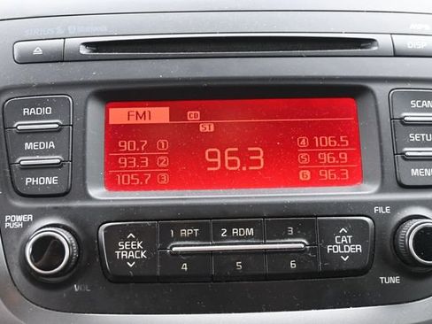 Used 2015 Kia Sorento LX FWD image 18