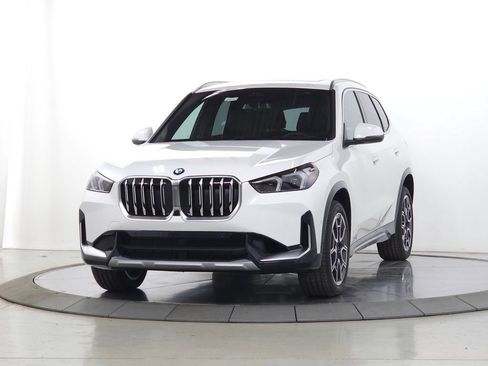 New 2026 BMW X1 xDrive28i w/ Convenience Package AWD/4WD image 3