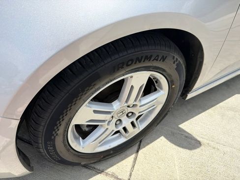Used 2013 Honda Odyssey Touring image 10