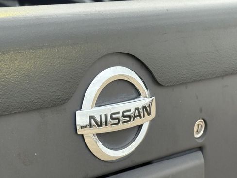 Used 2016 Nissan Frontier SV image 13