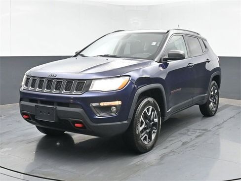 Used 2019 Jeep Compass Trailhawk image 10