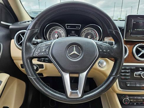 Used 2015 Mercedes-Benz GLA 250 image 18