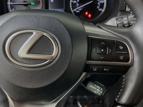 Used 2023 Lexus GX 460 Premium w/ Accessory Package image 20