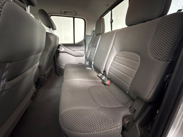 Used 2018 Nissan Frontier PRO-4X AWD/4WD image 26