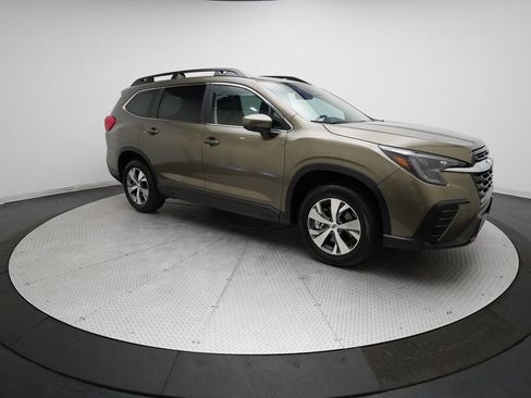 Used 2025 Subaru Ascent Premium image 13