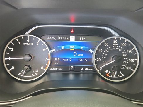 Used 2022 Nissan Maxima SR image 16