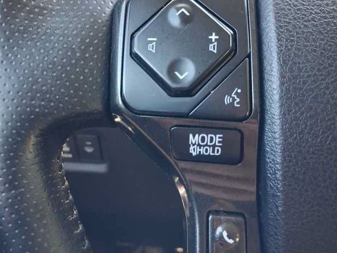 Used 2023 Toyota 4Runner TRD Off-Road Premium w/ Off Road Premium Plus Package AWD/4WD image 33