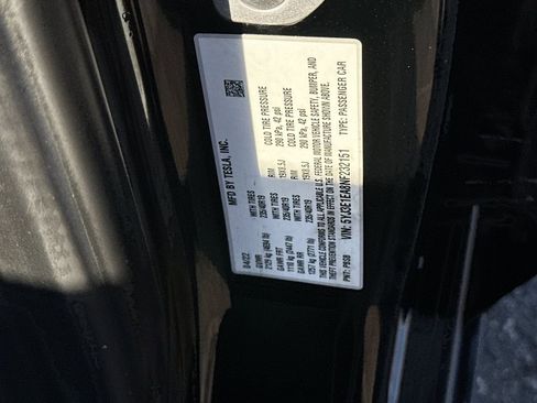 Used 2022 Tesla Model 3 Base image 28