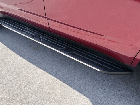 Used 2023 Chevrolet Tahoe Premier w/ Premium Package RWD image 16