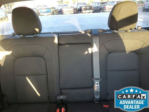 Used 2020 Chevrolet Colorado LT image 14