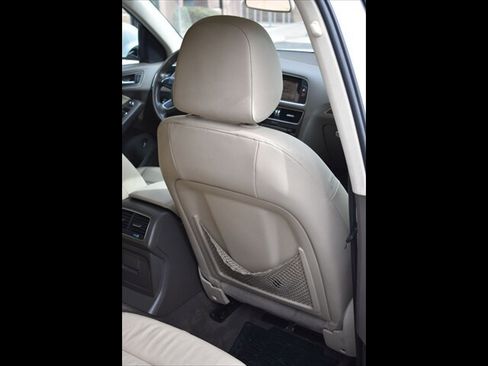 Used 2015 Audi Q5 2.0T Premium AWD/4WD image 25
