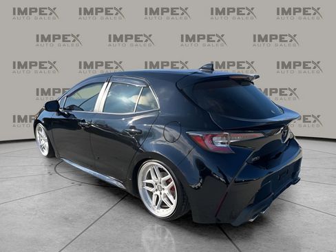 Used 2021 Toyota Corolla XSE image 3