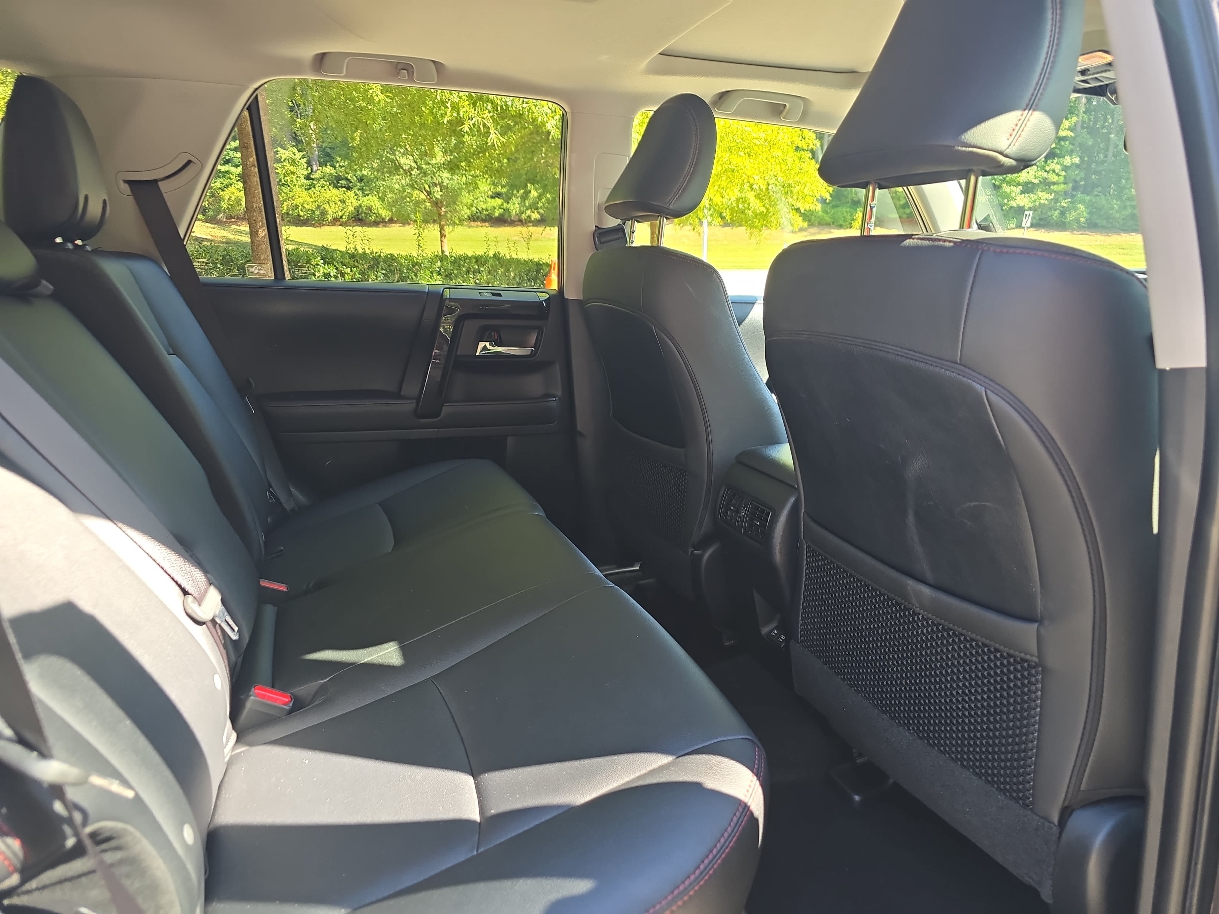 Used 2022 Toyota 4Runner TRD Off-Road Premium w/ Moonroof Package AWD/4WD image 11