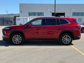 Used 2025 Buick Enclave Preferred video 2