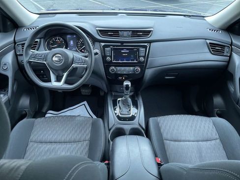 Used 2018 Nissan Rogue SV image 20