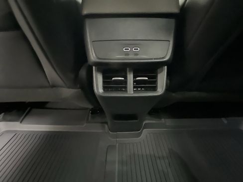 New 2026 Chevrolet Equinox LT w/ Convenience Package II image 56