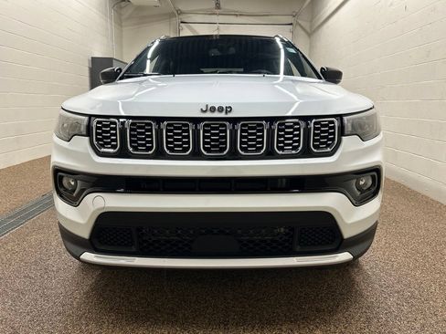 Used 2025 Jeep Compass Limited AWD/4WD image 6