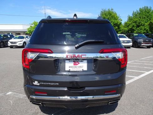 Used 2020 GMC Acadia Denali w/ Technology Package FWD image 5