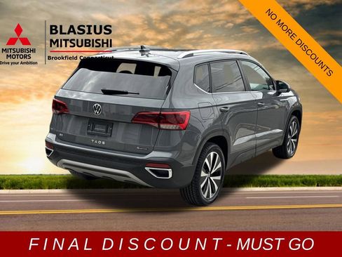 Used 2023 Volkswagen Taos SE image 8