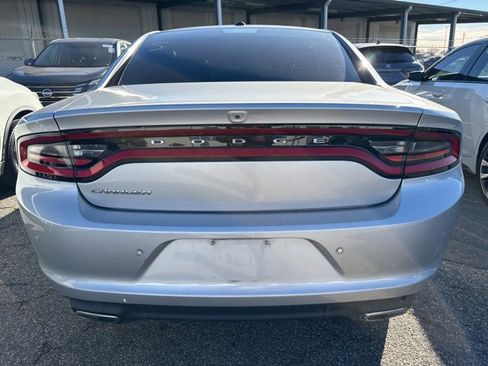Used 2020 Dodge Charger SXT w/ Leather Interior Group image 6